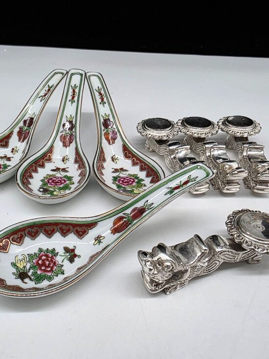 Chinese Porcelain Soup Spoons With Silverplated Dragon Rests Floral Heart Set - Picture 1 of 9